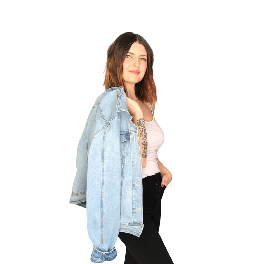 Universal Thread Jean Jacket - Picture 2 of 8